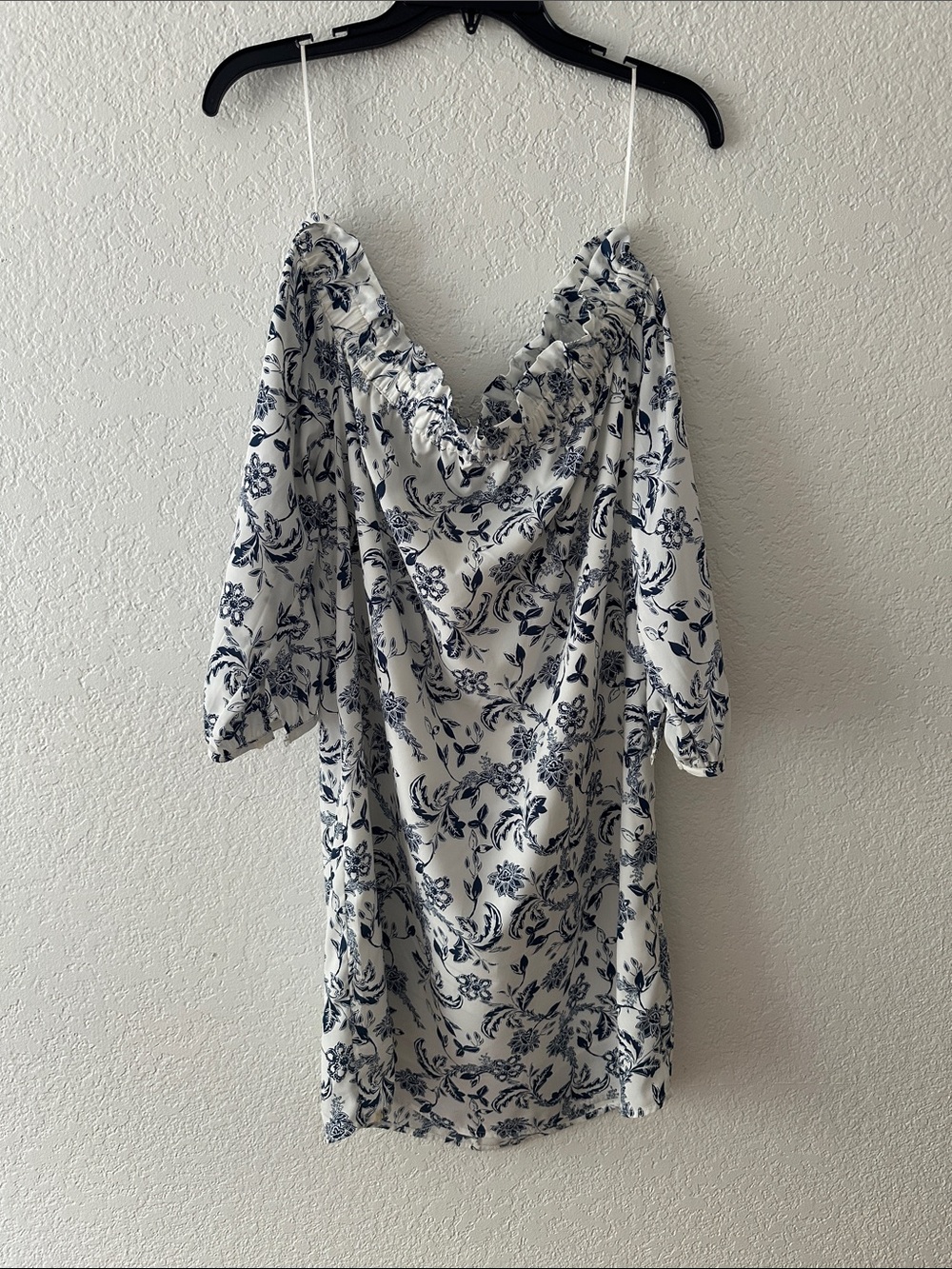 Banana Republic White and Navy Floral Strapless Dress